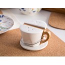 Altom Design set za sol i papar na podlozi od bambusa - 01010052037 Altom Design set za sol i papar na podlozi od bambusa - 01010052037